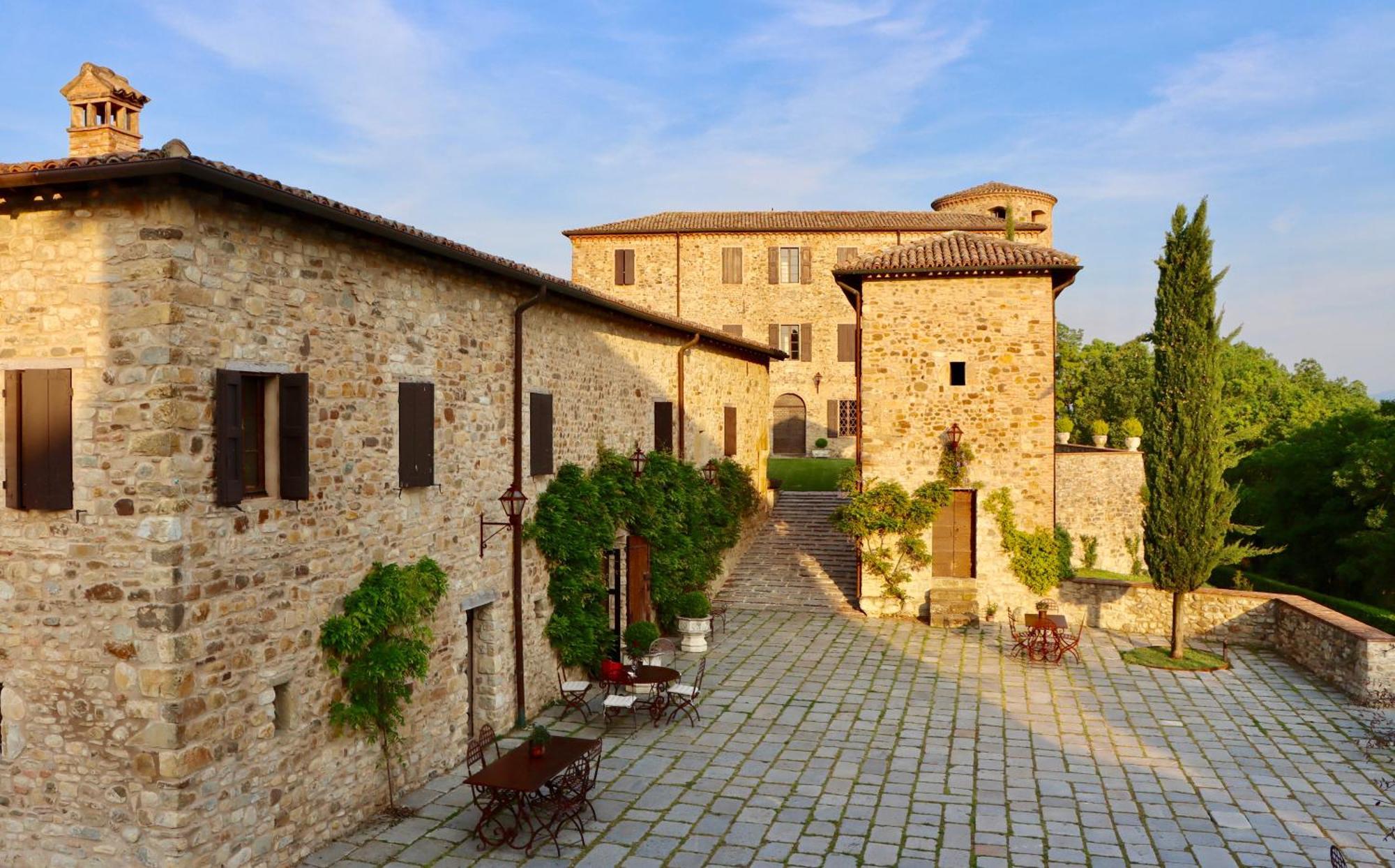 Castello Di Viano Villa ภายนอก รูปภาพ
