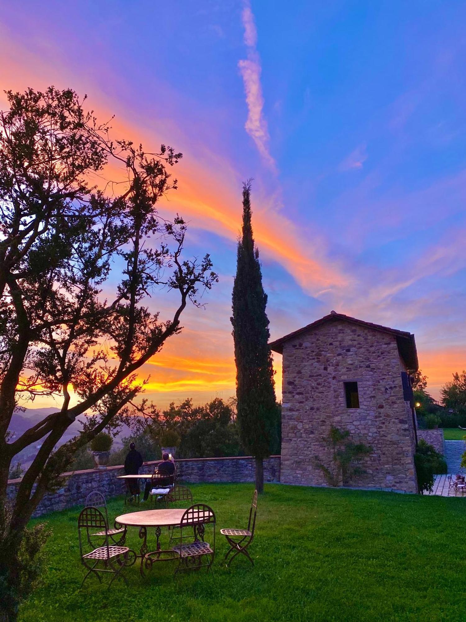 Castello Di Viano Villa ภายนอก รูปภาพ