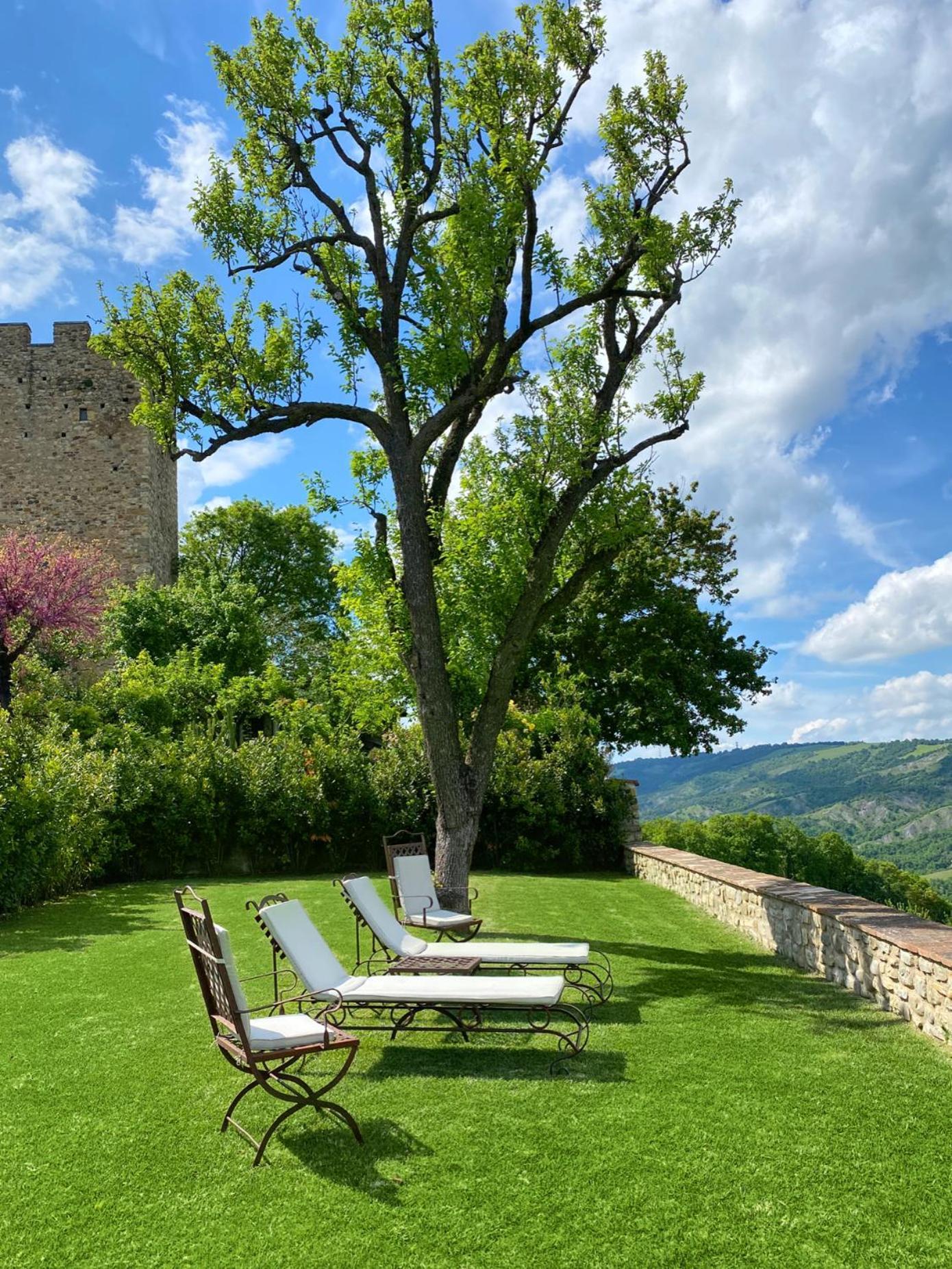 Castello Di Viano Villa ภายนอก รูปภาพ