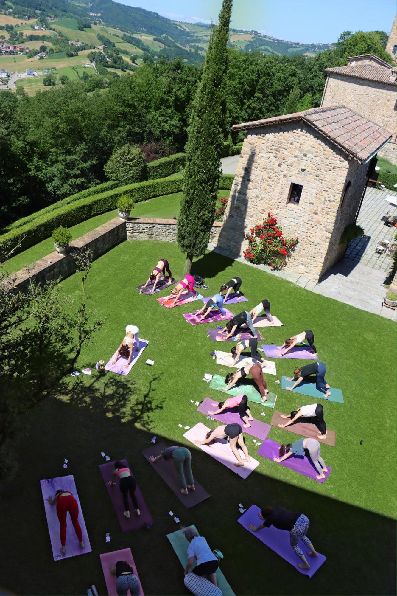 Castello Di Viano Villa ภายนอก รูปภาพ
