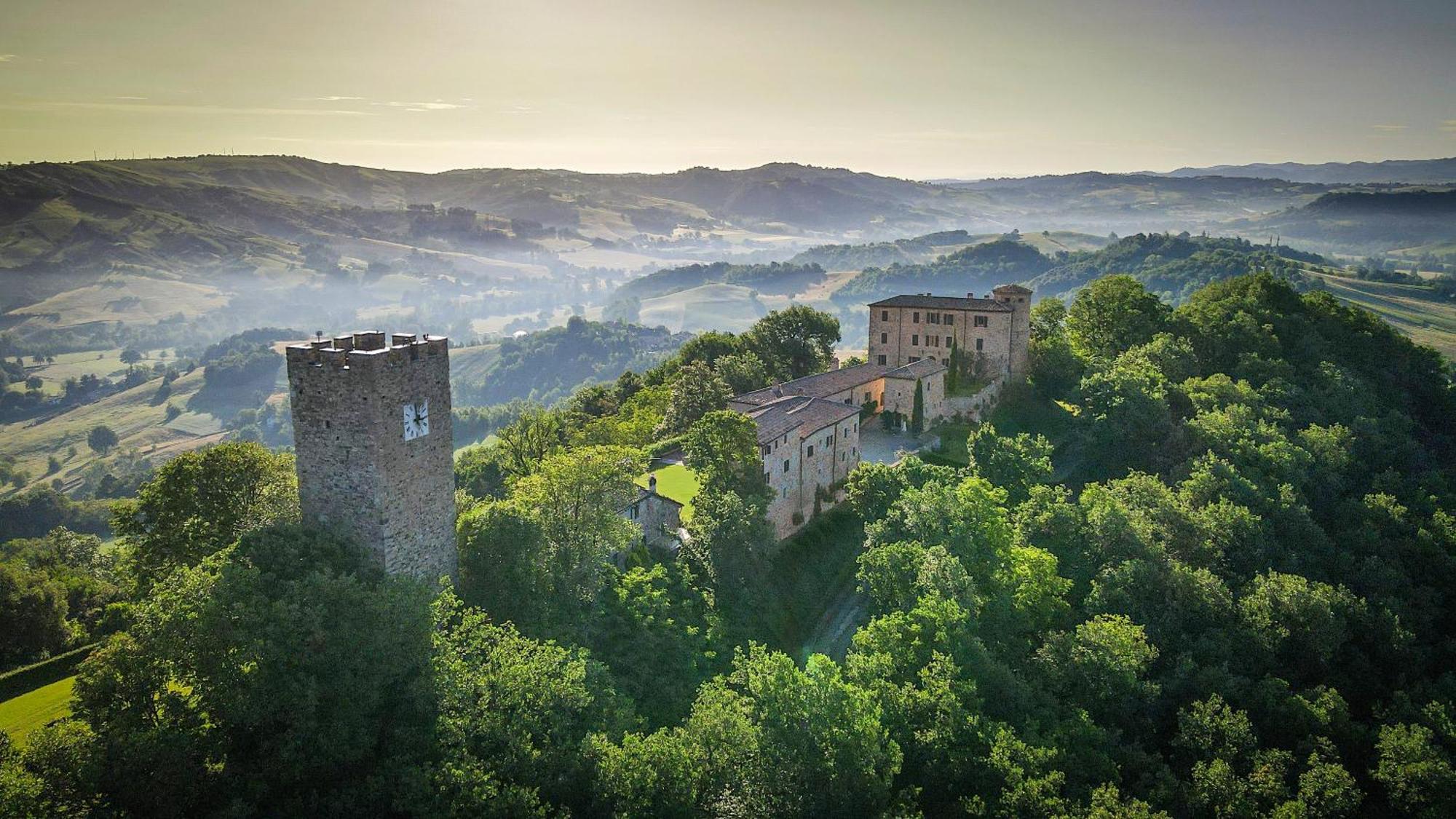 Castello Di Viano Villa ภายนอก รูปภาพ