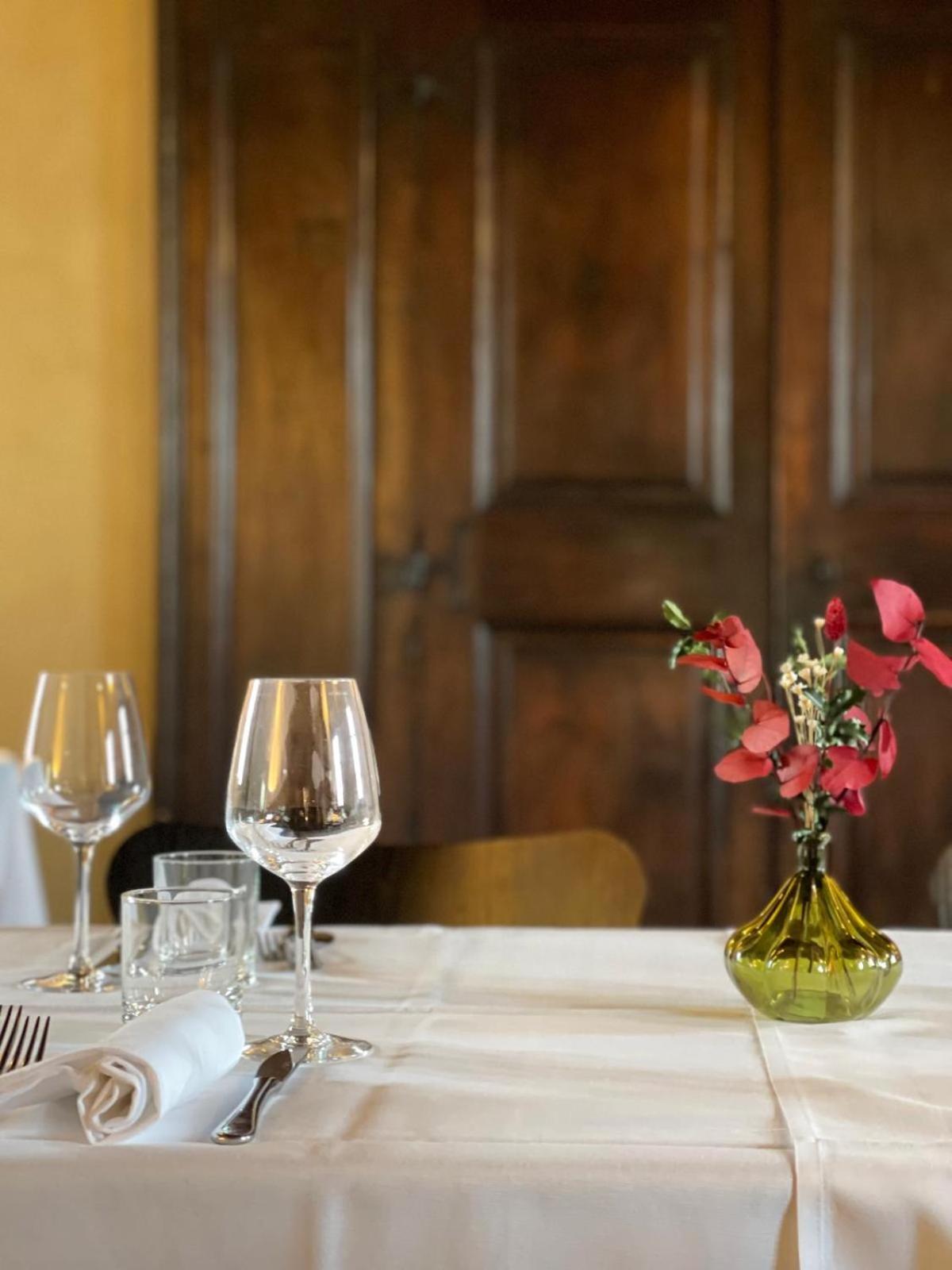 Castello Di Viano Villa ภายนอก รูปภาพ